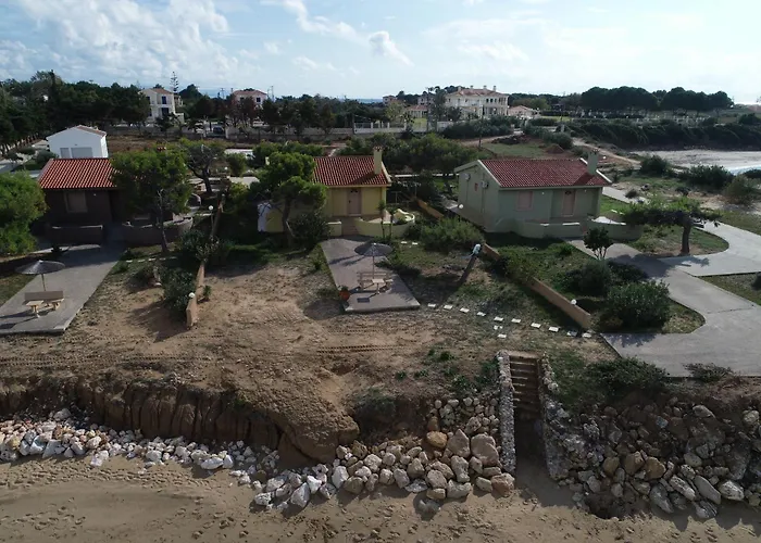 Minies Beach Villas