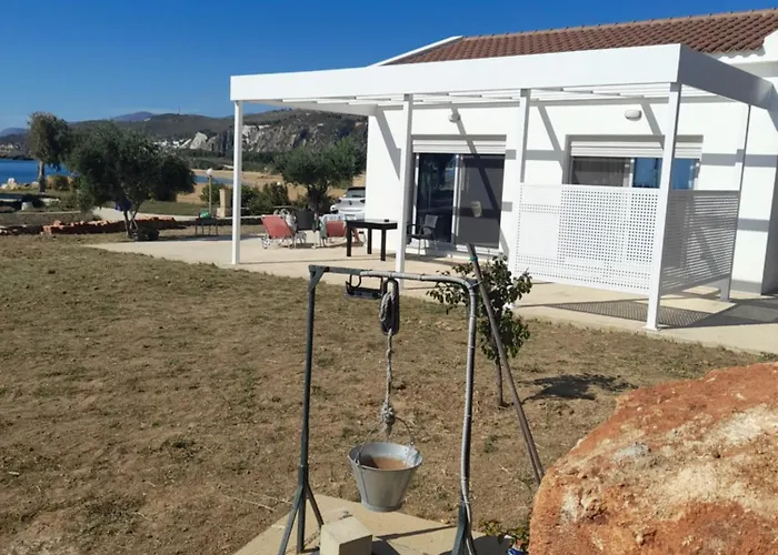 Minies Beach Villas